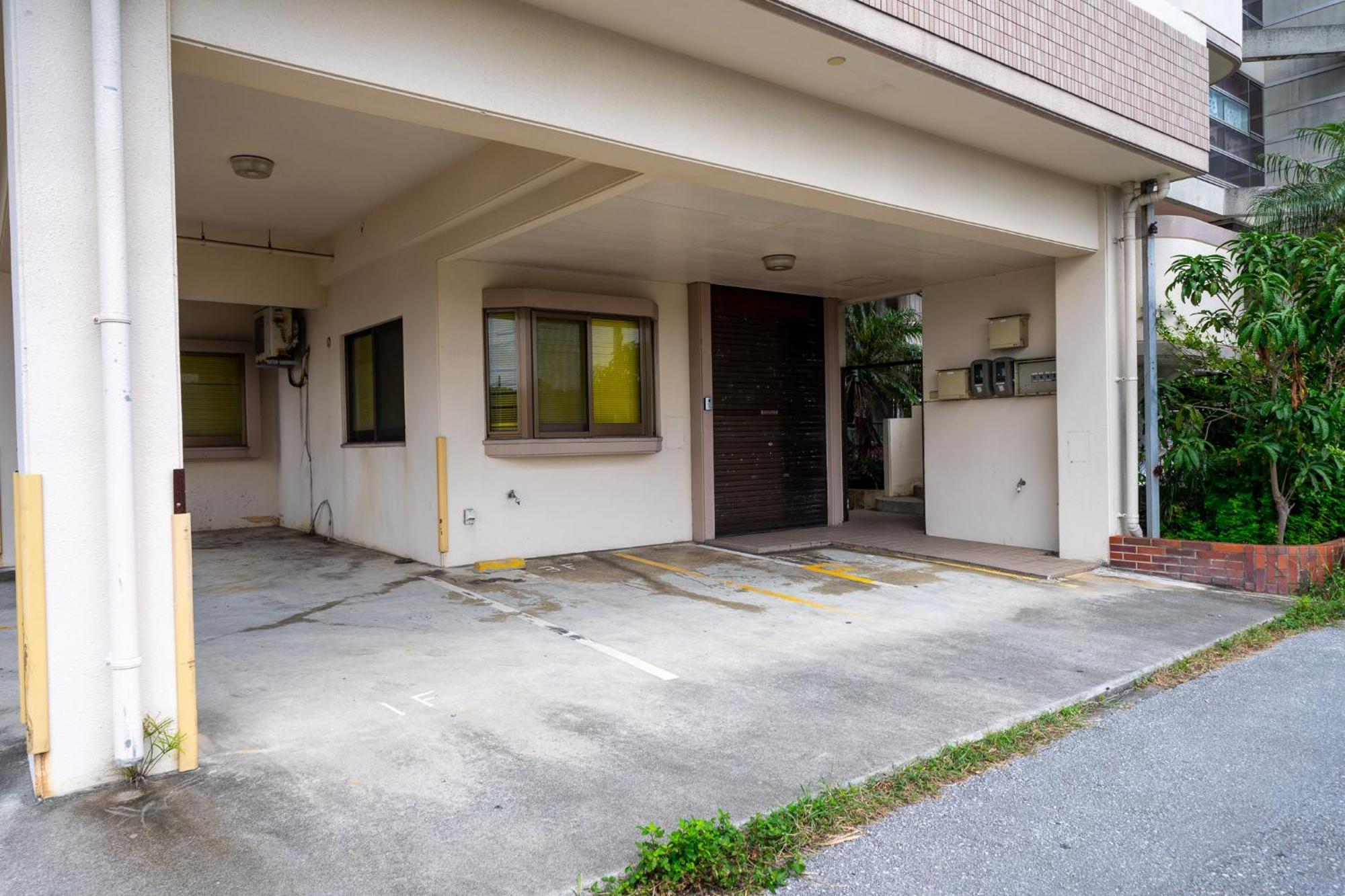 Wing Mihama B014 Appartement Chatan Buitenkant foto