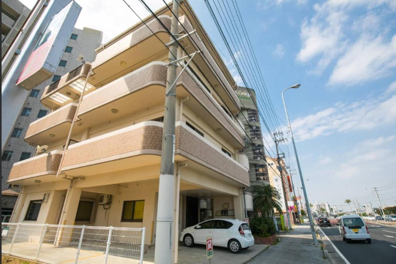 Wing Mihama B014 Appartement Chatan Buitenkant foto